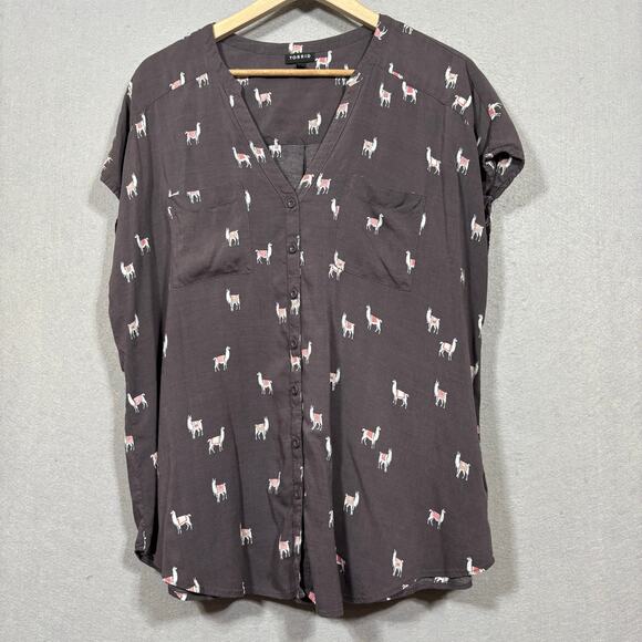 Torrid Blouse 2 2X Llama Print Gray Pink White Cute Quirky Boho Plus Statement - Picture 1 of 7